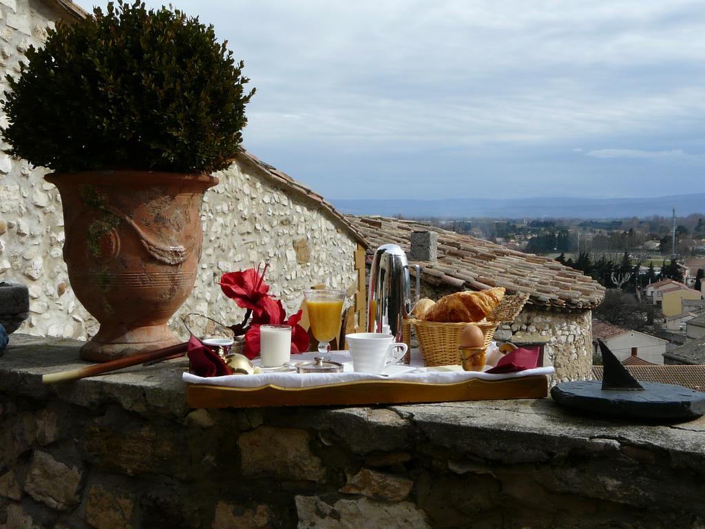 Chateau De Vedene Luaran gambar